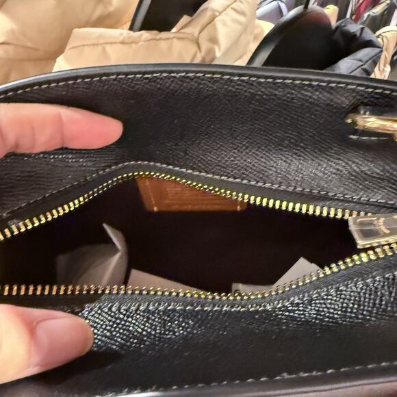 Coach Gia Crossbody Bag Black CCK64 NWT - Picture 4 of 4